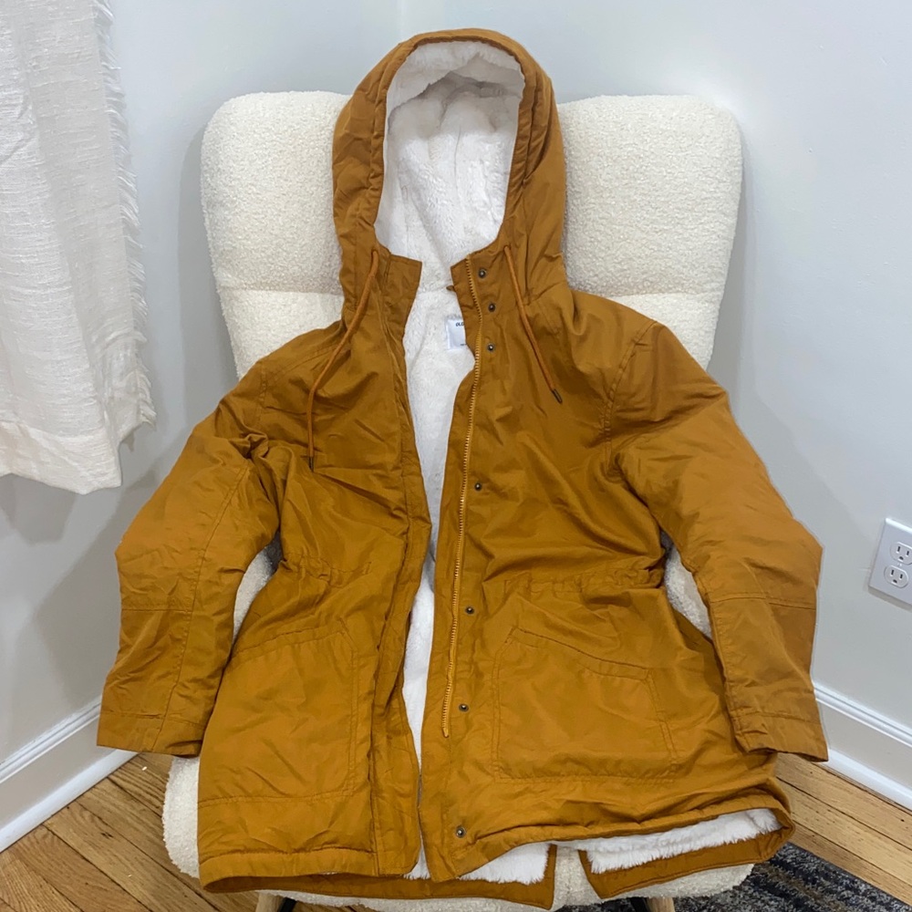 Old Navy Women's Hooded Puffer Coat